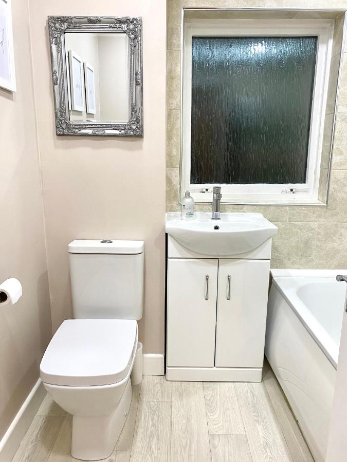 Entire Modern Apartment In Oban With Balcony Екстер'єр фото
